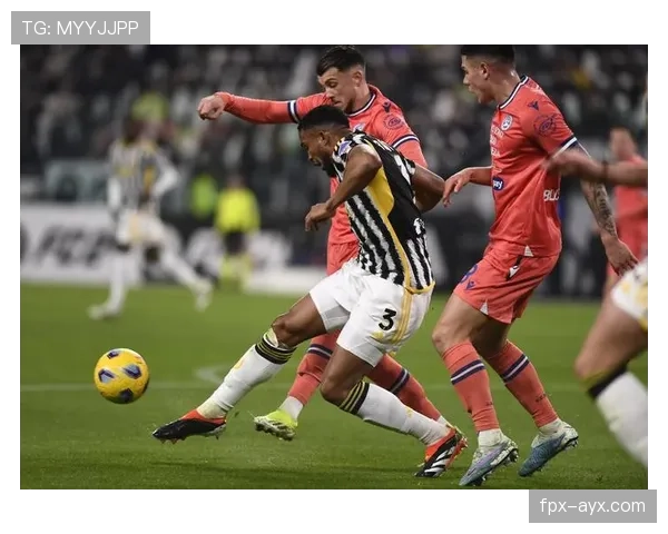 乌迪内斯控球能力惊艳意甲,状态回暖掀起赛场新风潮 乌迪内斯控球能力惊艳意甲,状态回暖掀起赛场新风潮