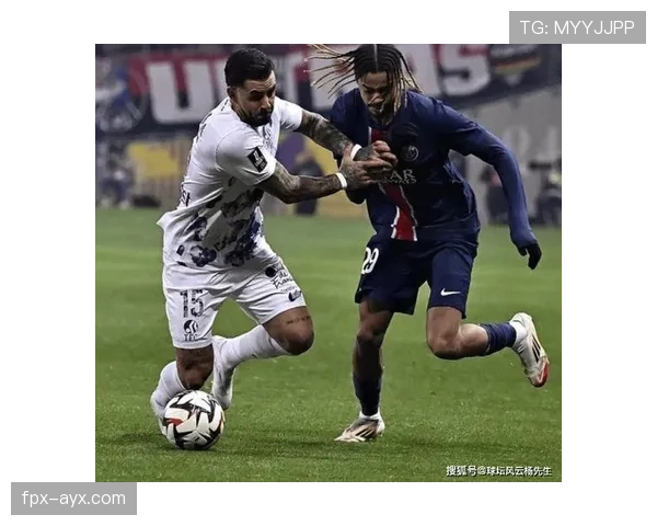 鲁伊斯在巴黎青训中的表现稳健，展现出骄傲的未来潜力